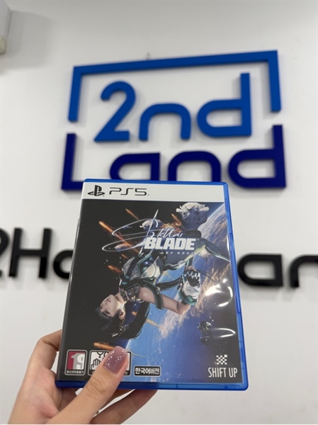 Đĩa game PS5 - Stellar Blade - Box