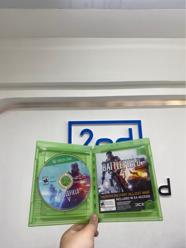 Đĩa game Xbox One Battlefield V - Kèm Box