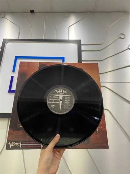 Đĩa nhạc Ella And Louis - Kèm Box 1