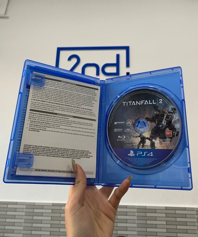 Đĩa PS4 - Titanfall 2 - Box