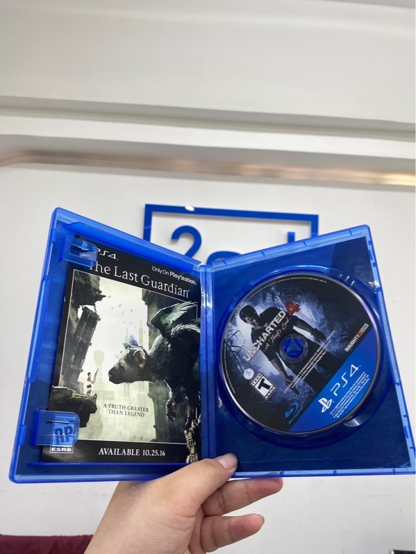Đĩa PS4 uncharted 4: A thief'a end - Kèm Box