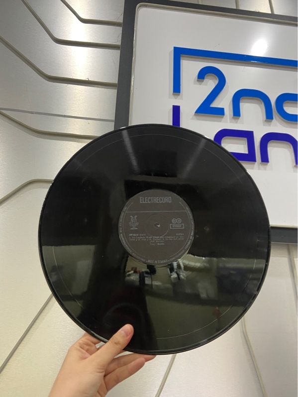 Đĩa Than 50 De Succese Disco - Màu đen - Ngoại hình: 97% - Box