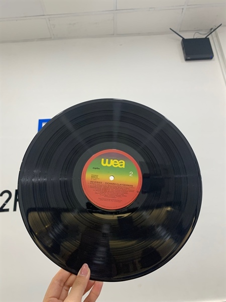 Đĩa than Album Reveries - Richard Clayderman - Màu đen - Ngoại hình: 98% - Box 1