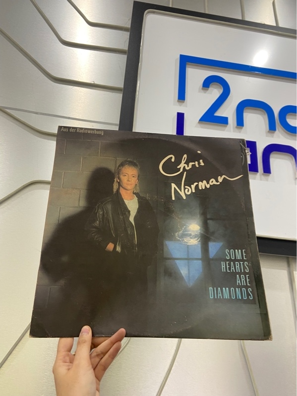 Đĩa Than Chris Normar Some Hearts Are Diamonds - Màu đen - Ngoại hình: 97% - Box