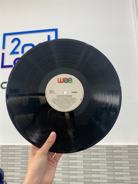 Đĩa than Christmas Reveries - Richard Clayderman - Màu đen - Ngoại hình: 98% - Box