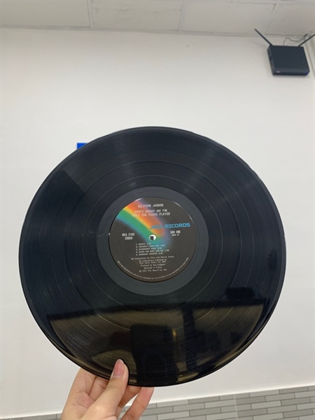 Đĩa than Don't Shoot Me I'm Only The Piano Player - Elton John - Màu đen - Ngoại hình: 98% - Box 1