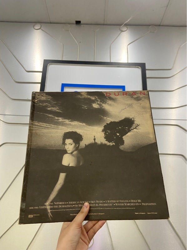 Đĩa Than Duran Notorious - Màu đen - Ngoại hình: 98% - Box