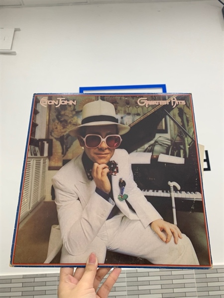 Đĩa than Elton John Greatest Hits - Elton John - Màu đen - Ngoại hình: 98% - Box