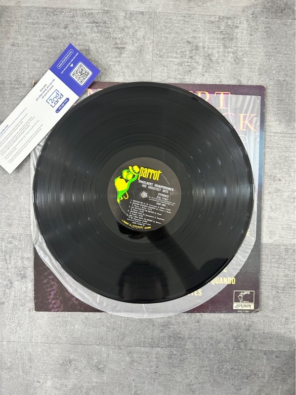 Đĩa than Engelbert Humperdinck – His Greatest Hits - Ngoại hình 97% - Box