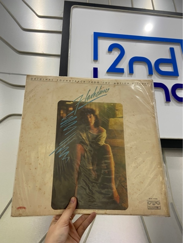 Đĩa Than Flashdance - Màu đen - Ngoại hình: 97% - Box
