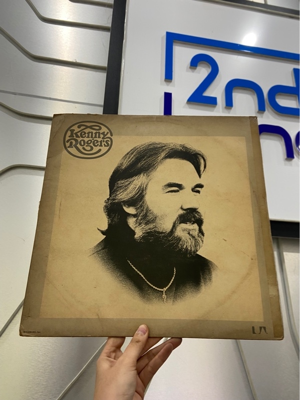 Đĩa Than Kenny Roger - Màu đen - Ngoại hình: 97% - Box