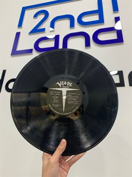 Đĩa than Mack The Knife - Ella In Berlin - Ella Fitzgerald - Màu đen - Ngoại hình: 98% - Box 1