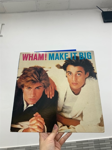 Đĩa than Make It Big - Wham! - Màu đen - Ngoại hình: 98% - Box