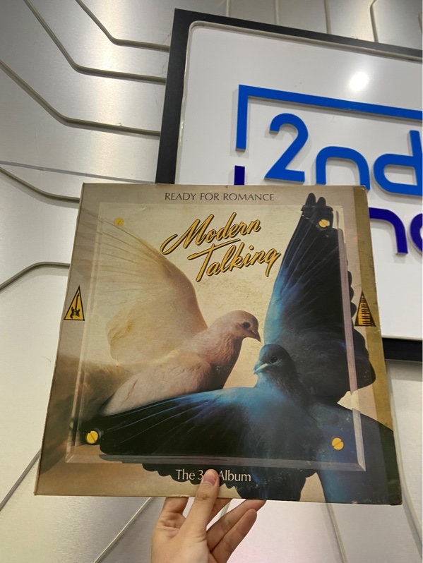 Đĩa Than Modern Talking Ready For Romance - Màu đen - Ngoại hình: 97% - Box