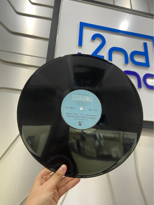 Đĩa Than Modern Talking Ready For Romance - Màu đen - Ngoại hình: 97% - Box