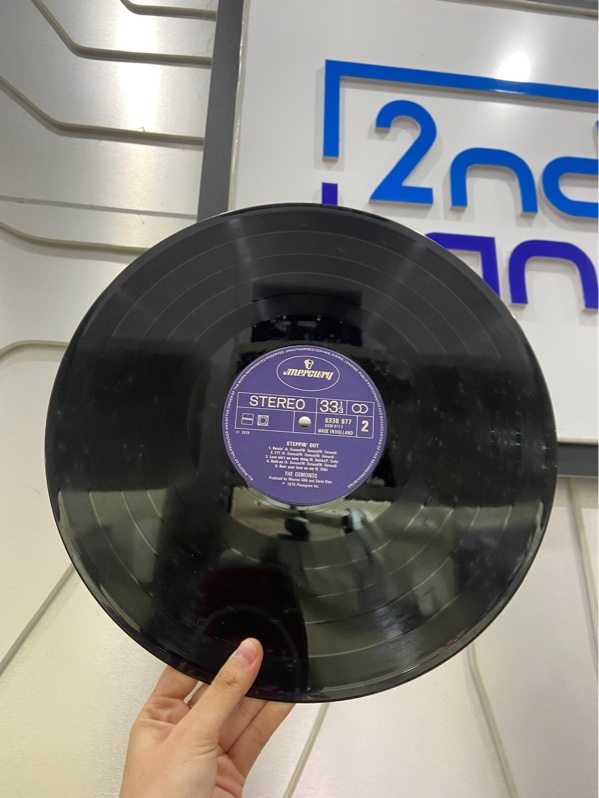 Đĩa Than Osmonds - Màu đen - Ngoại hình: 97% - Box