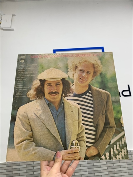 Đĩa than Simon & Garfunkel Greatest Hits - Simon & Garfunkel - Màu đen - Ngoại hình: 98% - Box
