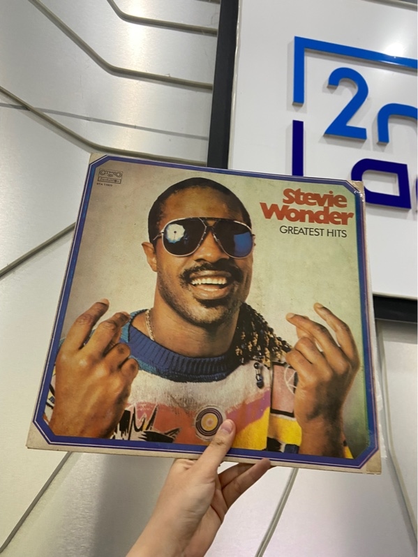 Đĩa Than Stevie Wonder - Màu đen - Ngoại hình: 97% - Box