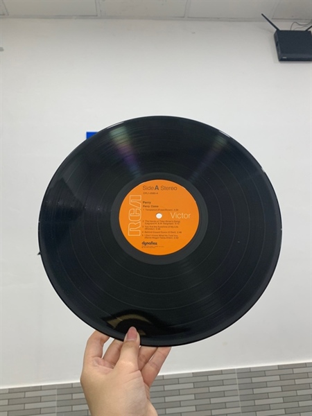Đĩa than The Ray Charles singers - Perry Como - Màu đen - Ngoại hình: 98% - Box 1