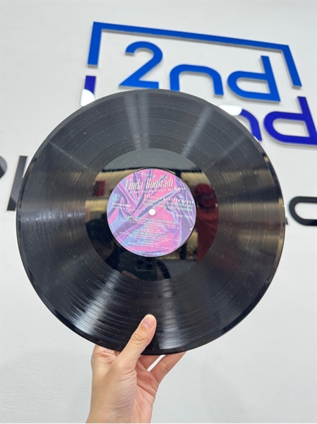 Đĩa than What's New - Linda Ronstadt & The Nelson Riddle Orchestra - Màu đen - Ngoại hình: 98% - Box 1