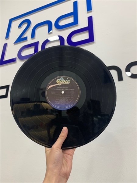 Đĩa than You've Really Got A Hold On Me - Mickey Gilley - Màu đen - Ngoại hình: 98% - Box 1