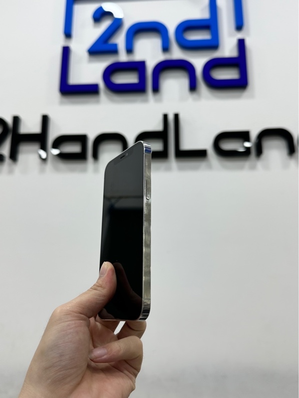 Điện thoại 12 Pro - KH/A - 128GB - IOS 26.5.2 - Pin 100% đã thay - Màu trắng - Ngoại hình 97% - Body