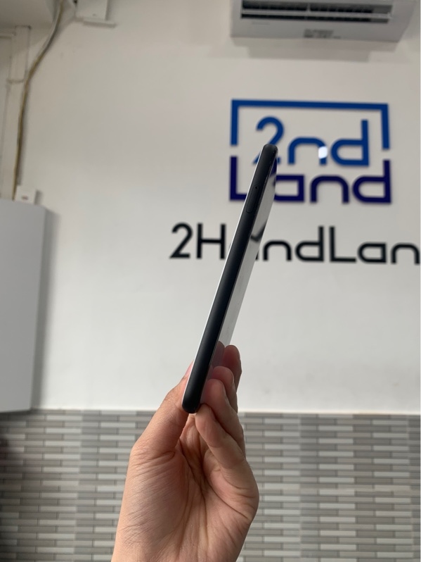 Điện thoại Google pixel 4 - Snapdragon 855 - Ram 6/64gb - Màu trắng - Ngoại hình: 98% - Body