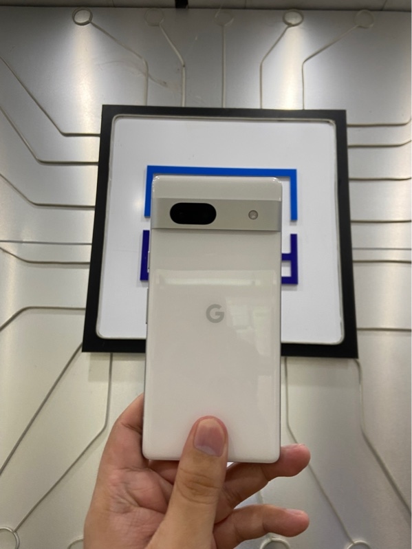 Điện thoại Google Pixel 7A - Tensor G2 - Ram 8/128GB - Màu trắng - Ngoại hình: 97% - Màn ám vàng, xước thân - Body
