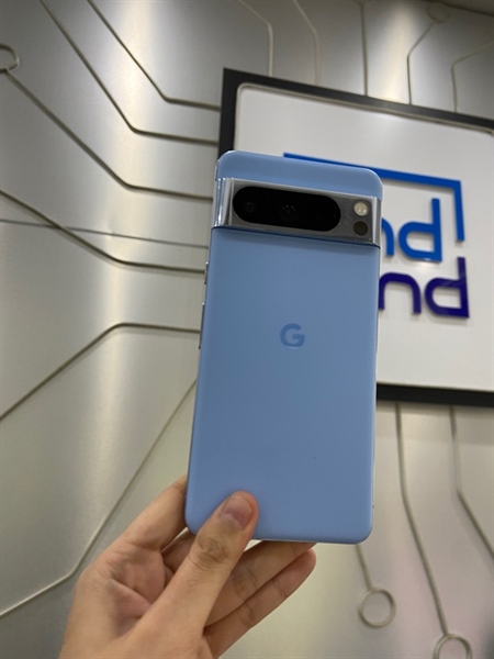 Điện thoại Google Pixel 8 Pro - Tensor G3 - Ram 12/256GB - Màu xanh dương - Ngoại hình: 97% - Màn xước, còn áp xuất - Body