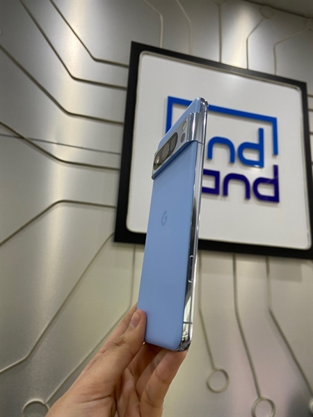 Điện thoại Google Pixel 8 Pro - Tensor G3 - Ram 12/256GB - Màu xanh dương - Ngoại hình: 97% - Màn xước, còn áp xuất - Body 1