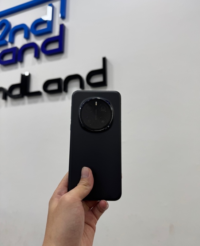 Điện thoại Honor Magic 7 Pro - Bản nội địa - Model: PTP-AN10 - Snapdragon 8 Elite - 12/256Gb. - Pin 100% - Màu đen - Ngoại hình 98% - Còn dán cường lực. - Body