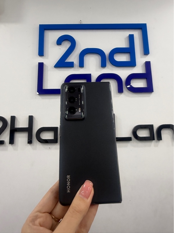 Điện thoại Honor Magic V2 - Snap 8 gen 2 - 16/512gb - Màu đen - Ngoại hình 97.5% - cấn 1 góc , bản lề không thẳng , hở lưng - Fullbox