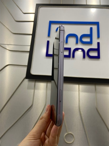 Điện thoại iPhone 11 - KH/A - 64GB - IOS 18.1.1 - Pin 100% thay new - Màu tím - Ngoại hình: 97% - Đã thay lưng - Body 2