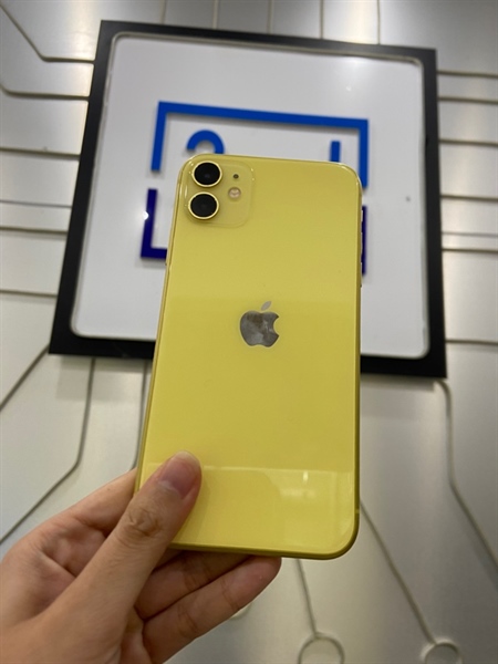 Điện thoại iPhone 11 - LL/A - 64GB - Pin 83% - Màu vàng - Ngoại hình: 97% - Màn phản quang, ám xanh viền, ép kính - Body