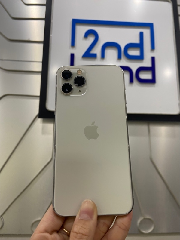 Điện thoại iPhone 11 Pro - J/A - 256GB - Pin linh kiện không xác định - Màu trắng - Ngoại hình: 98% - Body