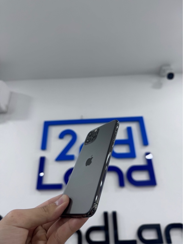 Điện thoại iPhone 11 Pro - KH/A - 64GB - ios26.6 - Màu xám - Pin 100% - Ngoại hình 98% - Kèm sạc linh kiện