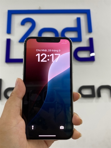 Điện thoại iPhone 11 Pro - KH/A - 64GB - Pin 100% thay new - Màu trắng - Ngoại hình: 97% - Màm trước xước nhẹ nhiều - Body 2