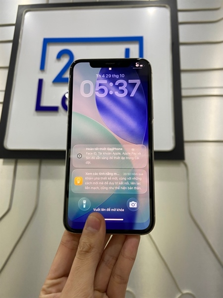 Điện thoại iPhone 11 Pro - KH/A - IOS 26 - 256GB - Mã F - Pin 93% đã thay pin - Màu bạc - Ngoại hình: 97% - Kính xước, màn ép kính - Body 3