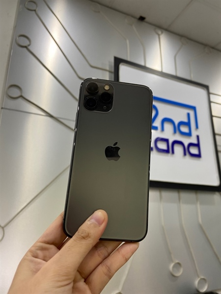 Điện thoại iPhone 11 Pro - LL/A - 64GB - IOS 18.6.2 - Pin 100% thay new - Màu đen - Ngoại hình: 97% - Đã thay màn - Body