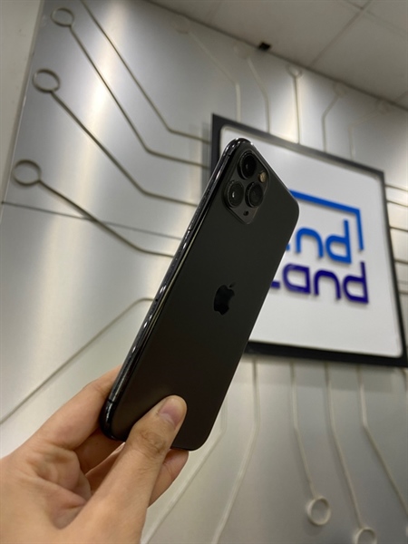 Điện thoại iPhone 11 Pro - LL/A - 64GB - IOS 18.6.2 - Pin 100% thay new - Màu đen - Ngoại hình: 97% - Đã thay màn - Body 1