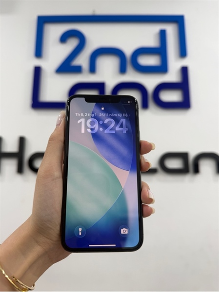 Điện thoại iPhone 11 Pro - LL/A - IOS 26.0 - 64GB - Màu xám - Pin thay 100% - Ngoại hình 97% - màn trầy xước - Body 2