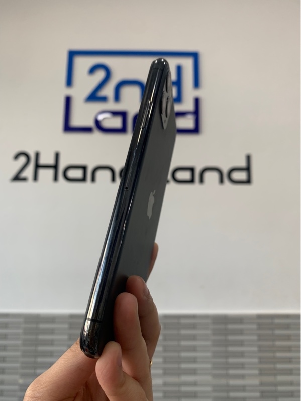 Điện thoại iPhone 11 Pro Max - LL/A - 64GB - Màu xám - Pin 89% linh kiện chu kì 801 lần - Ngoại hình: 96% - Trầy cấn, cam sau bể, màn kinh kiện LCD, hư face id, hư gạt rung - Body - SP KHÔNG BẢO HÀNH