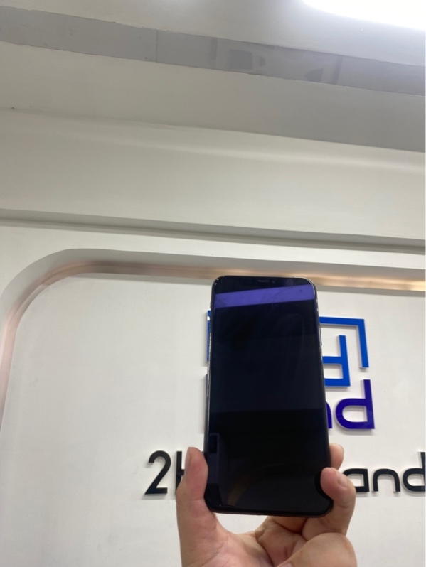 Điện thoại iPhone 11 pro max - LL/A - IOS 26.0 - 64gb - Màu xanh - Pin thay 100% - Ngoại hình 97% - Màn lưu ảnh nặng, viền oxy hoá nhẹ,bị rè nhẹ, cam trước phản quang - Body - SẢN PHẨM LỖI KHÔNG BẢO HÀNH