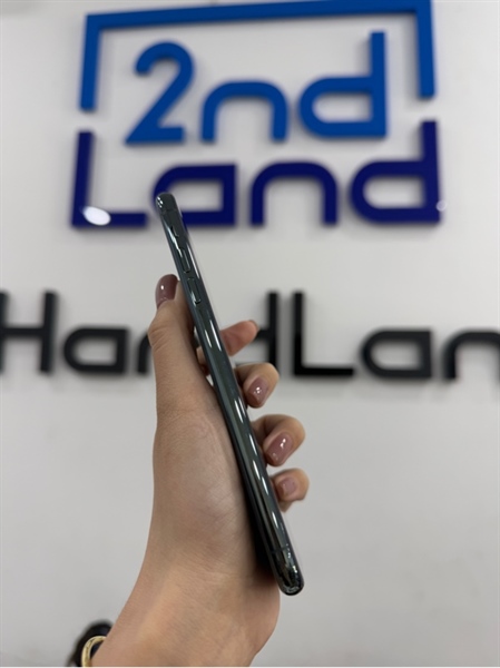 Điện thoại iPhone 11 promax - J/A - IOS 18.5 - 256GB - Màu xanh rêu - Pin 100% LKKXĐ - Ngoại hình 97% - Màn trầy , viền xước - Kèm sạc 1