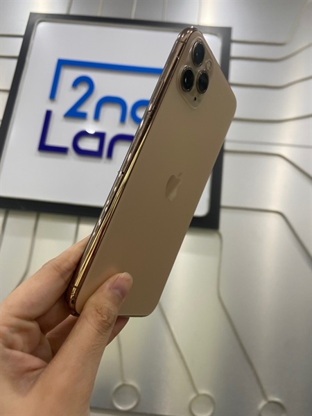 Điện thoại iPhone 11 Promax - LL/A - 256GB - Đã thay pin linh kiện - Mã N - Màu vàng gold - Ngoại hình: 97% - Màn linh kiện, mất faceid , màn phản quang, thay lưng cam trước sau, loa rè - Body - không bảo hành 1