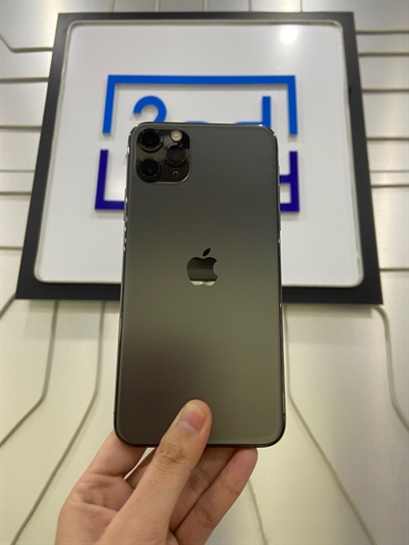 Điện thoại iPhone 11 Promax - LL/A - 256GB - IOS 18.5 - Pin 100% thay new - Màu đen - Ngoại hình: 98% - Faceid hư - Body