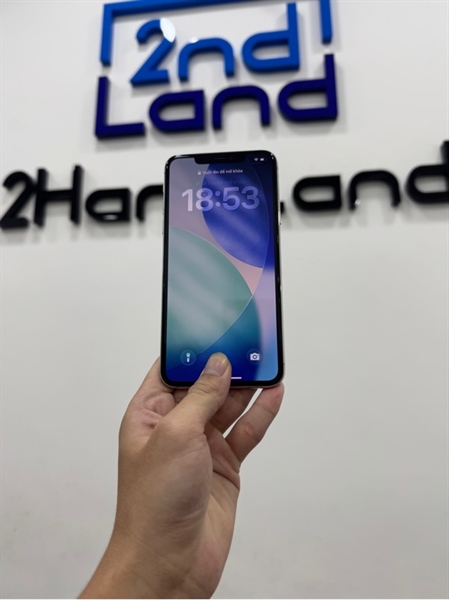 Điện thoại iPhone 11 Promax - LL/A - 256GB - IOS 26.0.1 - Pin 86% - Màu trắng - Ngoại hình 97% - Body 3