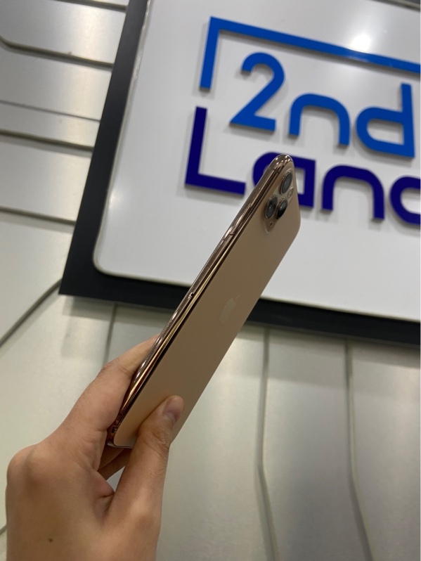 Điện thoại iPhone 11 Promax - LL/A - 256GB - Pin 99% đã thay - Màu vàng - Ngoại hình: 97% - Body