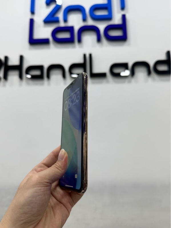 Điện thoại iPhone 11 Promax - LL/A - 64GB - IOS 26.6.1 - Pin 100% - Màu gold - Ngoại hình 97% - Body