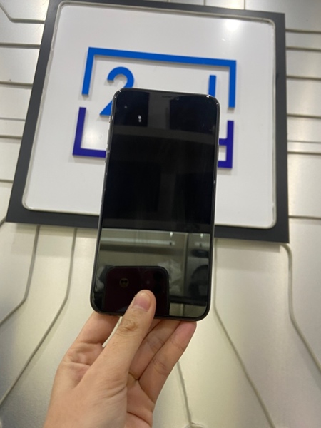 Điện thoại iPhone 11 Promax - LL/A - 64GB - Màu đen - Pin 100% thay new - Ngoại hình: 97% - Body 3